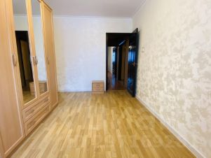 3-комн.кв., 65 м², этаж 1