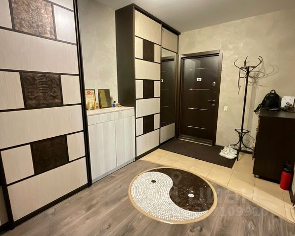 2-комн., 83 м², 7/10 этаж