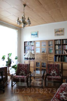 3-комн.кв., 80 м², этаж 3