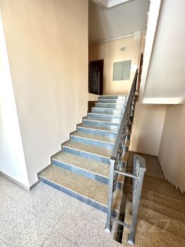 3-комн.кв., 150 м², этаж 3