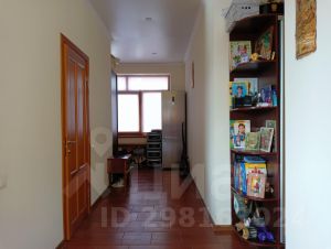 3-комн.кв., 142 м², этаж 1