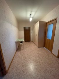 2-комн.кв., 52 м², этаж 4