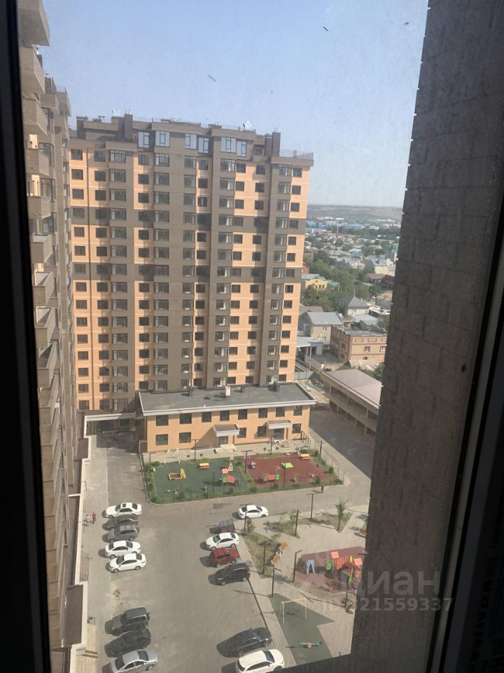 4-к кв. Карачаево-Черкесия, Черкесск Кавказская ул., 92В/2 (113.2 м²)