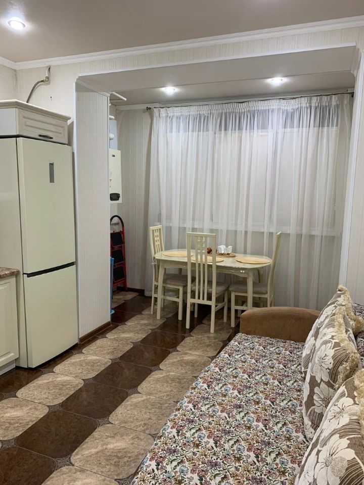 1-к кв. Карачаево-Черкесия, Черкесск ул. Космонавтов, 35Гк2 (49.0 м²)