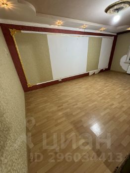 3-комн.кв., 60 м², этаж 1