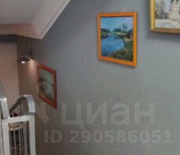 3-комн.кв., 169 м², этаж 3