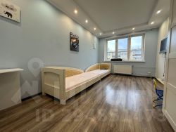 2-комн.кв., 72 м², этаж 3