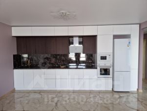 2-комн.кв., 79 м², этаж 23