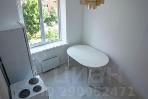 1-комн.кв., 40 м², этаж 3