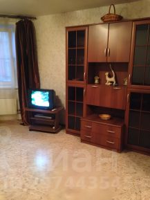 1-комн.кв., 42 м², этаж 3