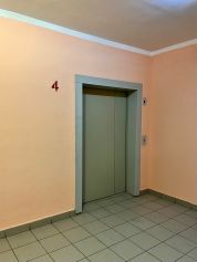 2-комн.кв., 68 м², этаж 4