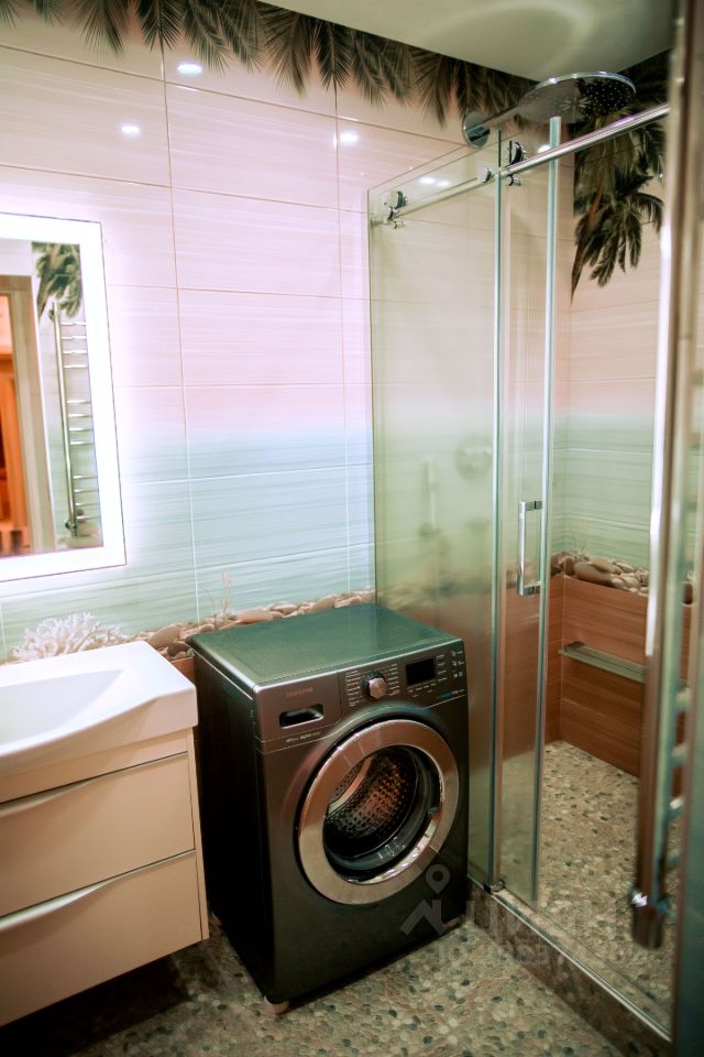 2-к кв. Ямало-Ненецкий АО, Новый Уренгой Дружба мкр, 6/1 (66.0 м²)