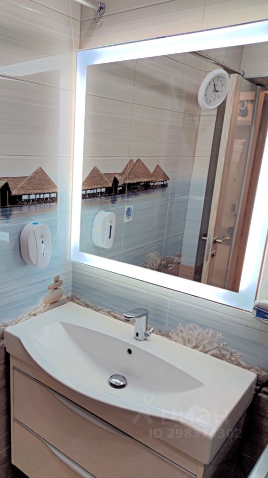 2-к кв. Ямало-Ненецкий АО, Новый Уренгой Дружба мкр, 6/1 (66.0 м²)