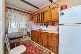 2-комн.кв., 49 м², этаж 2