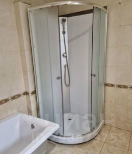 4-комн.кв., 81 м², этаж 1