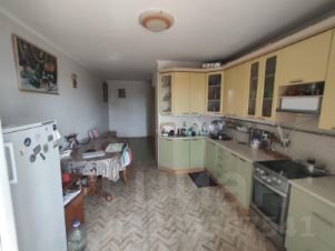 2-комн.кв., 61 м², этаж 8