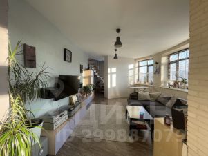 4-комн.кв., 138 м², этаж 3