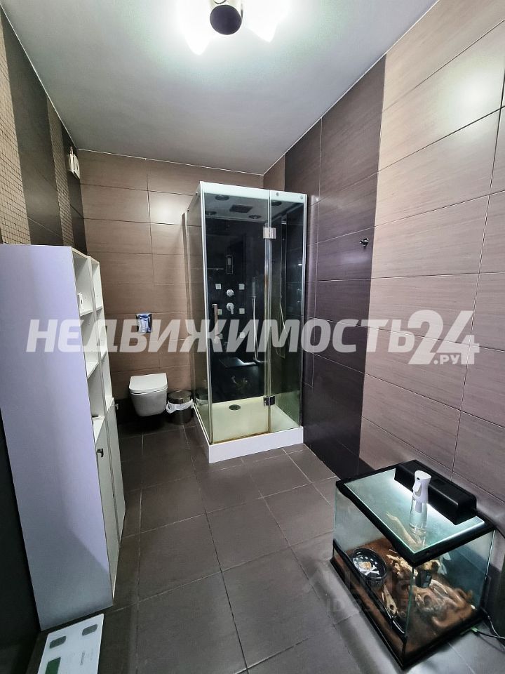 4-комн. кв., р-н Чкаловский, Екатеринбург