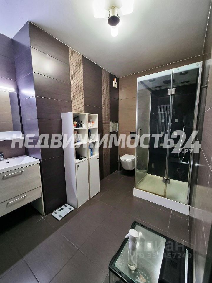 4-комн. кв., р-н Чкаловский, Екатеринбург