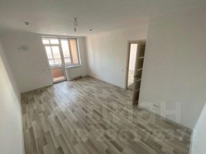 2-комн.кв., 42 м², этаж 23