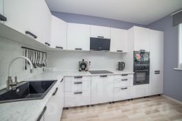 2-комн.кв., 44 м², этаж 14