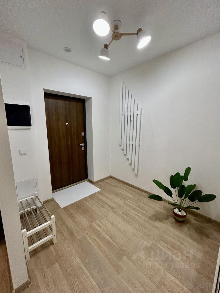 1-к кв. Свердловская область, Екатеринбург ул. Азина, 25 (38.9 м²)