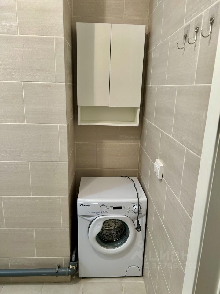 1-к кв. Свердловская область, Екатеринбург ул. Азина, 25 (38.9 м²)