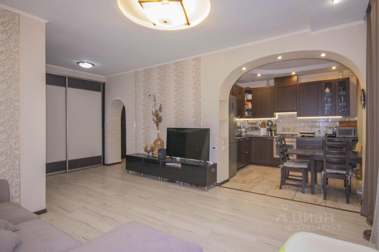 3-комн. кв., р-н Орджоникидзевский, Екатеринбург