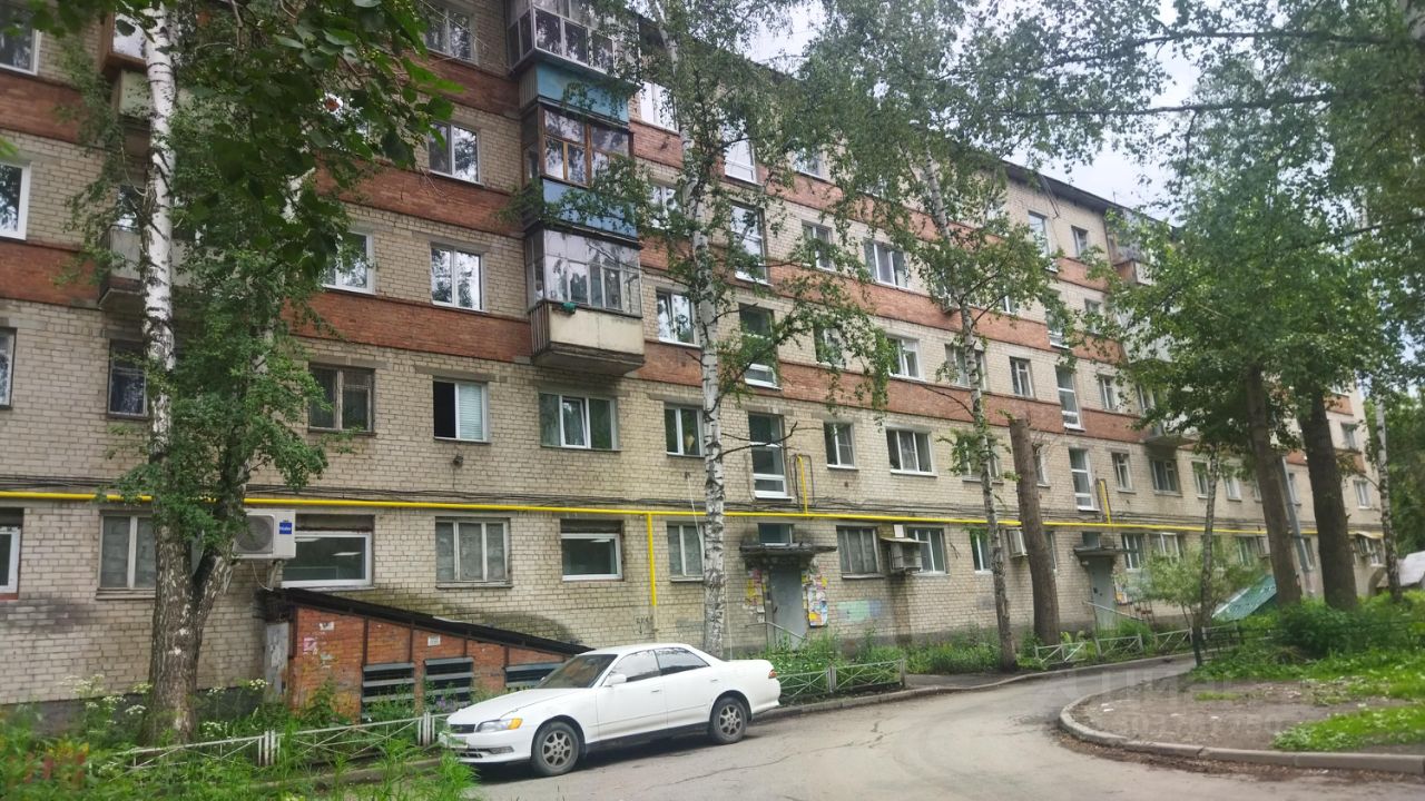 Купить квартиру рядом со школой на улице Блюхера в городе Екатеринбург.  Найдено 103 объявления.