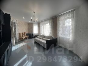 4-комн.кв., 100 м², этаж 3