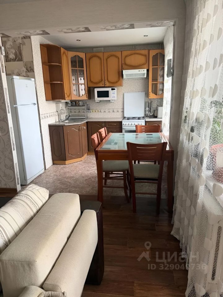 3-комн. кв., р-н Верх-Исетский, Екатеринбург