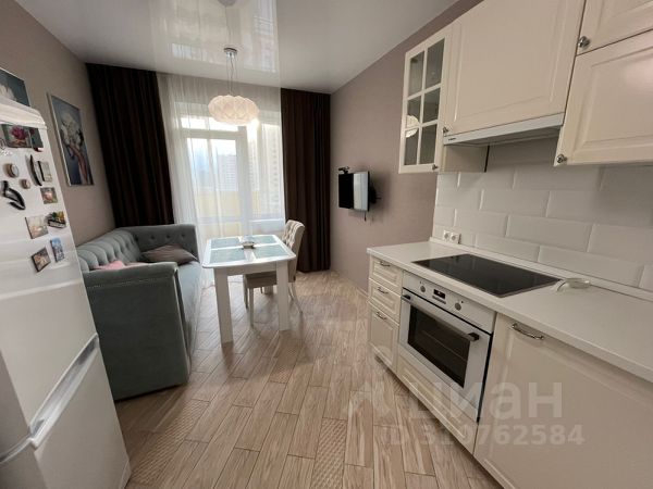 1-комн., 42 м², 7/24 этаж