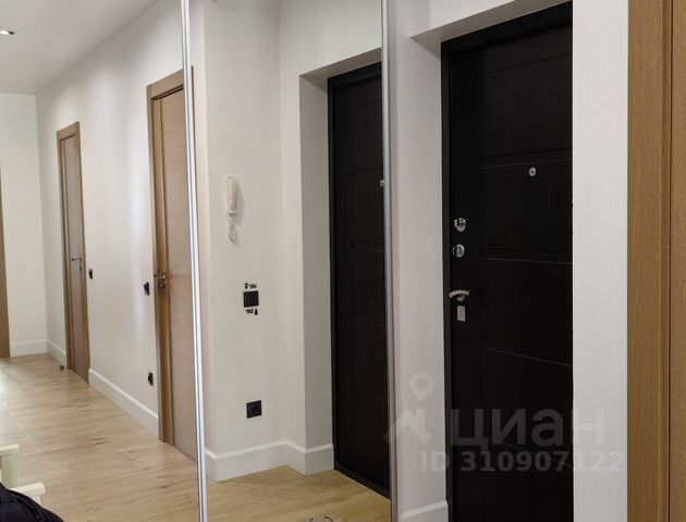 2-комн., 70 м², 25/25 этаж
