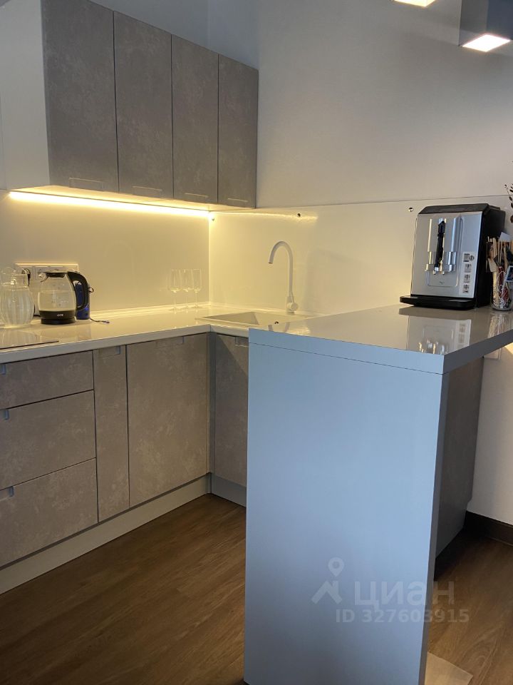 Студия Свердловская область, Екатеринбург ул. Гастелло, 25 (30.0 м²)