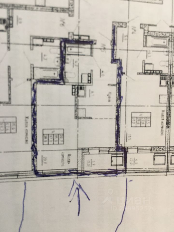 Продается 1-комнатная квартира в Екатеринбурге, 37 кв.м, кухня 7 кв.м, жилая 20 кв.м, 2 этаж, без отделки. Удобная планировка.