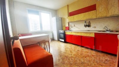 2-комн.кв., 61 м², этаж 14