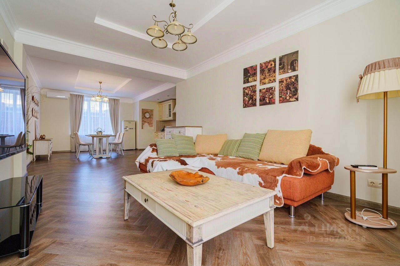 2-комн. кв., р-н Центр, Екатеринбург