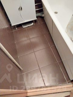 2-комн.кв., 44 м², этаж 1