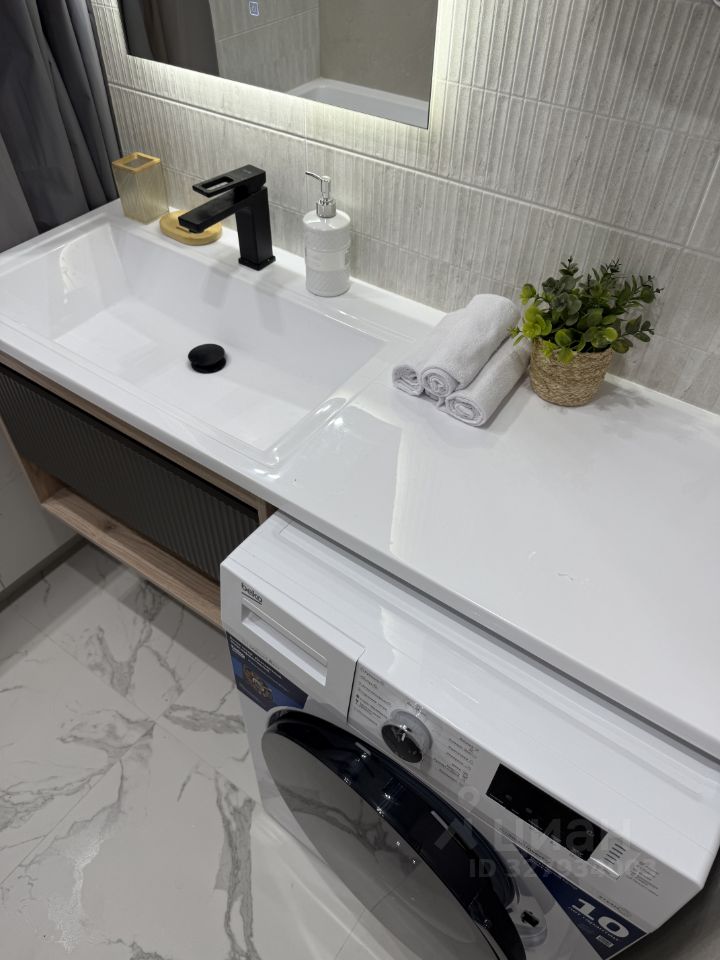 1-к кв. Свердловская область, Екатеринбург ул. Московская, 251 (40.0 м²)