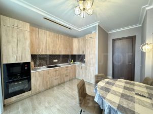 2-комн.кв., 80 м², этаж 14