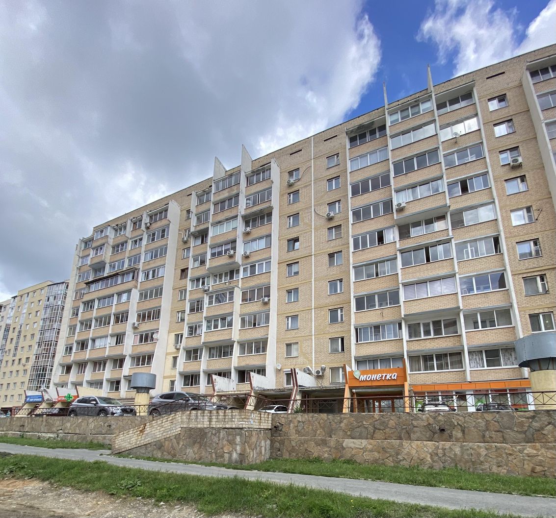 Продаю трехкомнатную квартиру 96,2м² ул. Патриотов, 6к2, Екатеринбург,  Свердловская область, м. Ботаническая - база ЦИАН, объявление 304001921