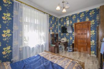 4-комн.кв., 87 м², этаж 2