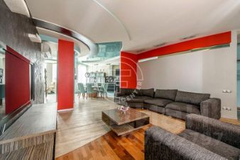 3-комн.кв., 147 м², этаж 10