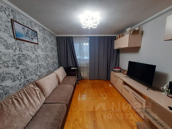 2-комн., 48 м², 1/10 этаж
