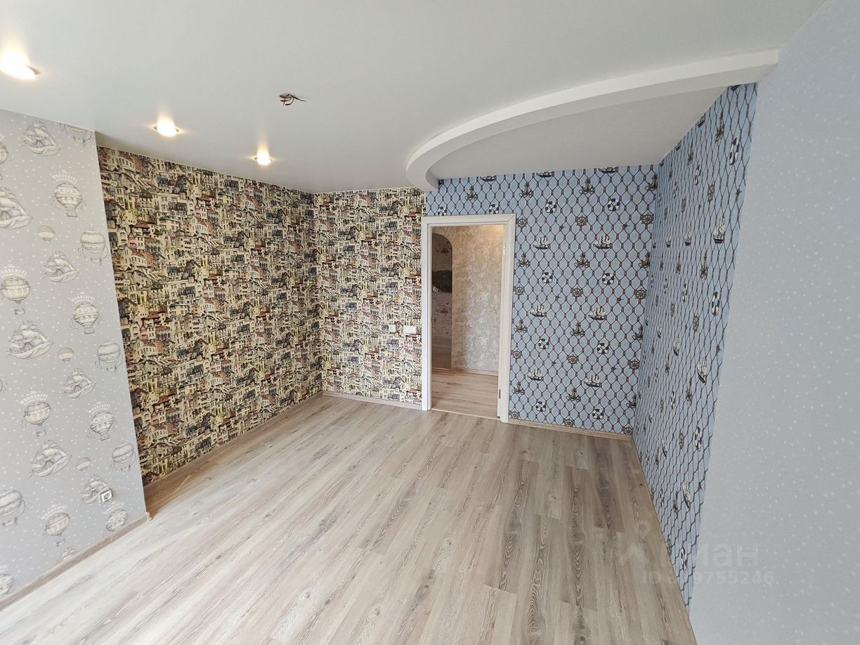 2-комн. кв., р-н Чкаловский, Екатеринбург