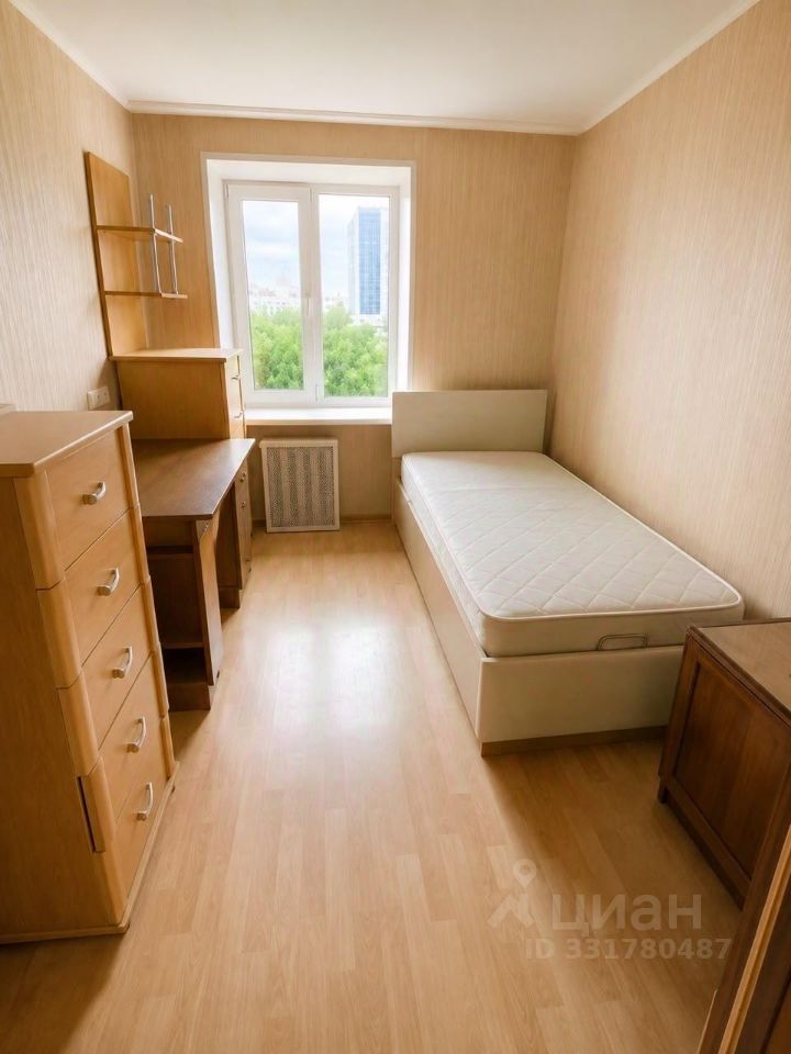 3-комн. кв., р-н Кировский, Екатеринбург