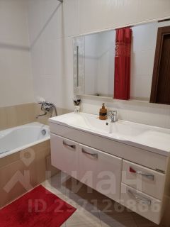 2-комн.кв., 76 м², этаж 12