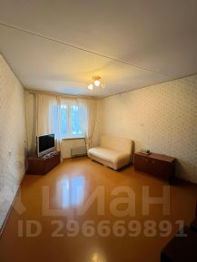 4-комн.кв., 79 м², этаж 4