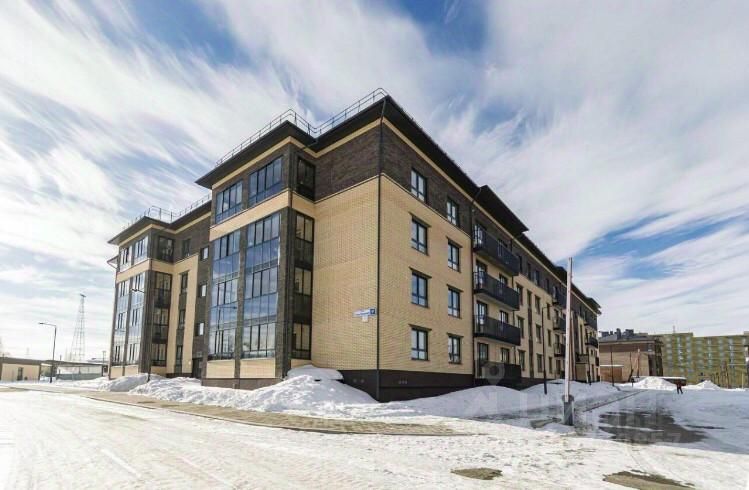 Продается квартира в Екатеринбурге. Современный дом, 2 этаж, площадь 38 кв.м, кухня 19 кв.м. Без отделки. Удобное расположение.