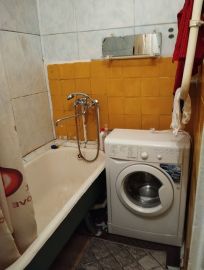 2-комн.кв., 50 м², этаж 3